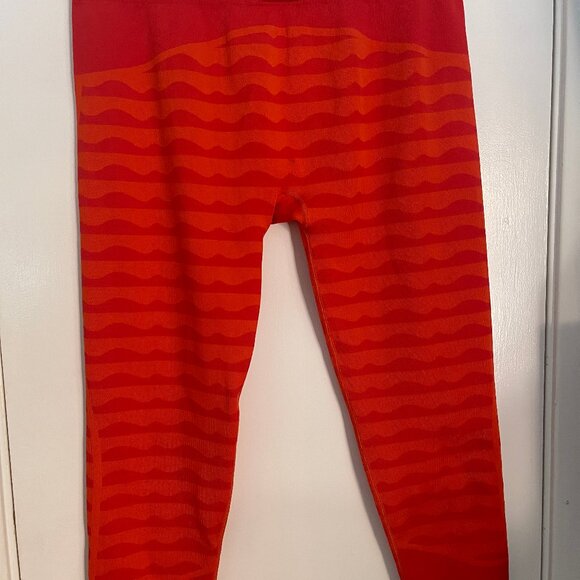 adidas Women's Marimekko AEROKNIT 7/8 Tight Active Leggings Plus - Picture 7 of 7